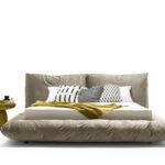 Modernes Alba Bett von Mogg mit minimalistischem Design für stilvolle Schlafzimmer.