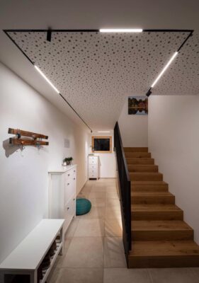 Flexibles Magnetics LED-Schienensystem von Molto Luce für moderne Beleuchtung.