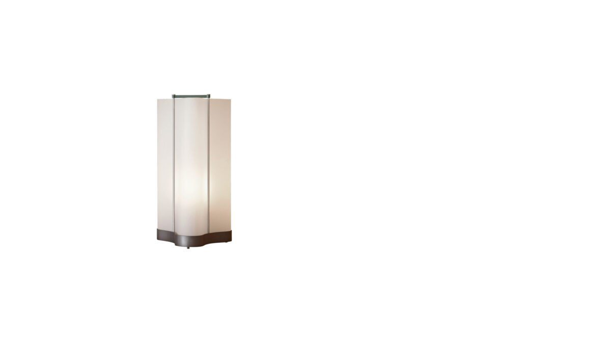 Moderne Cabanon Tischleuchte von Nemo Lighting mit elegantem Design.