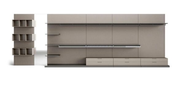 Begehbarer Kleiderschrank von Novamobili mit offenen Regalen und modernem Design.