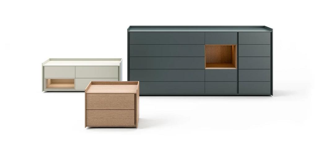 Moderne italienische Kommode Sly von Novamobili mit elegantem Design für stilvolle Wohnräume.