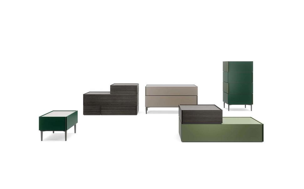 Moderne Novamobili Giro Kommode mit eleganten Schubladen für stilvolle Schlafzimmereinrichtung.