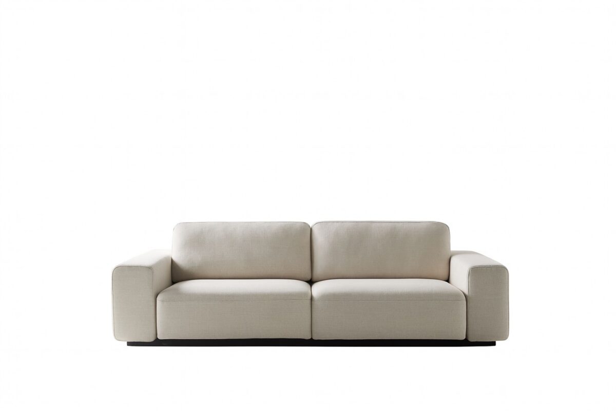 Modernes Nube Pacific Coast Sofa in elegantem Blau für stilvolle Wohnzimmer.