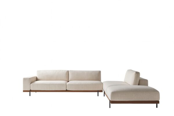 Modernes Nube Sailer Sofa mit elegantem Design für stilvolle Wohnzimmer.