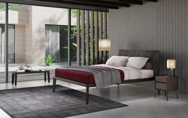 Modernes Andrea Bett von Olivieri mit elegantem Design und hochwertiger Verarbeitung.