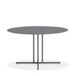 Moderner Graphic Tisch von Potocco mit elegantem Design und hochwertiger Verarbeitung.