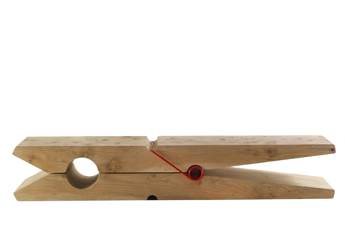 Elegante Molletta Designerbank aus Massivholz von Riva 1920 für stilvolle Wohnräume.