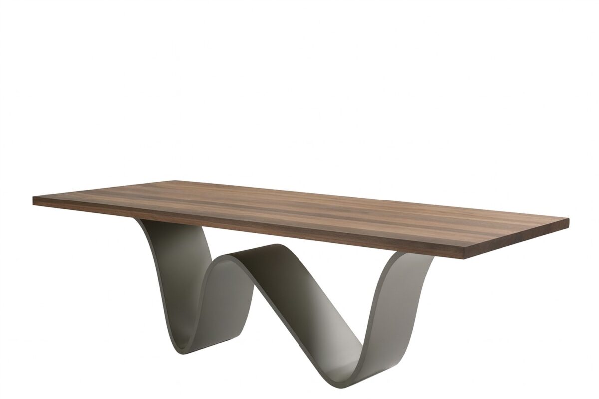 Eleganter Riva 1920 Bree 5 Esstisch aus Massivholz mit modernem Design.