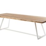 Massiver Esstisch Calle von Riva 1920 aus edlem Naturholz.