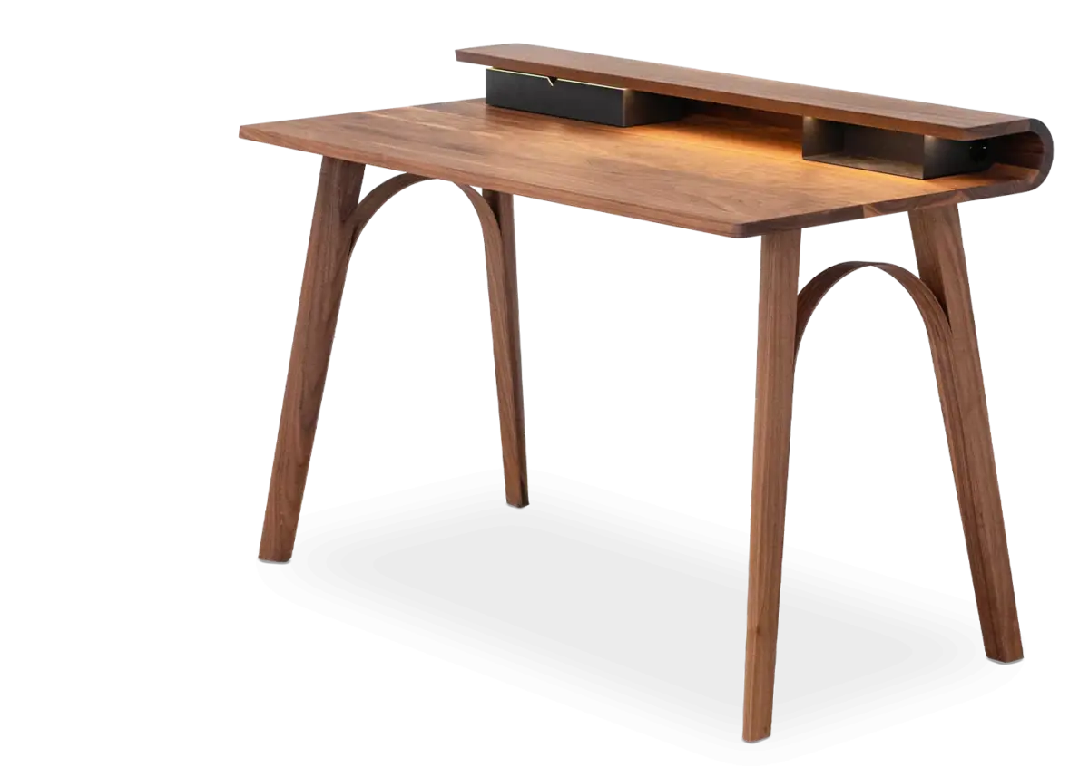Moderner Arkus Schreibtisch von Rodam mit elegantem Design für stilvolles Arbeiten im Büro.