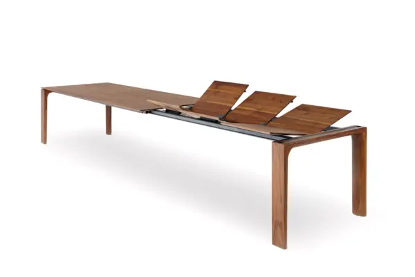 Eleganter Campa Tisch von Rodam mit modernem Design für stilvolle Wohnräume.