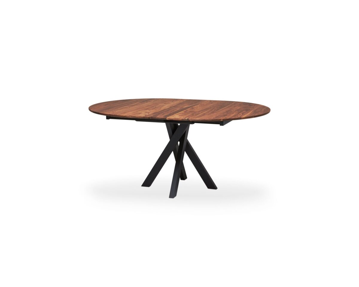 Eleganter David Mikado Esstisch aus Holz von Rodam mit charakteristischen gekreuzten Beinen.