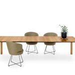 Moderner Rodam Sigma Tisch mit elegantem Design für stilvolle Wohnräume.