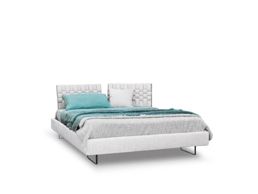 Modernes Limes Bett von Saba Italia mit minimalistischem Design und hochwertiger Polsterung.