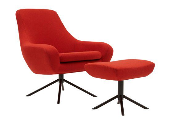 Roter Noomi Sessel von Softline mit weicher Polsterung im modernen Design.