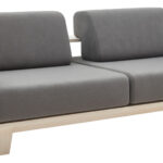 Modernes Softline Holzsofa mit elegantem Gestell und zeitlosem skandinavischen Design für stilvolle Wohnräume.