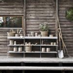 Moderne String Outdoor-Möbel für Terrasse und Garten im skandinavischen Design