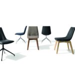 Eleganter Lui Stuhl aus Holz von Team 7, Design Jacob Strobel.