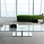 Eleganter Farniente Glas-Couchtisch von Tonelli Design mit modernem, minimalistischem Design.