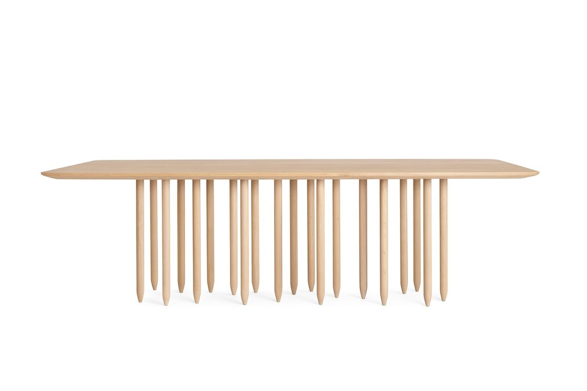 Moderner Designertisch Stylus 8 von Vitamin Design mit eleganter Formgebung.