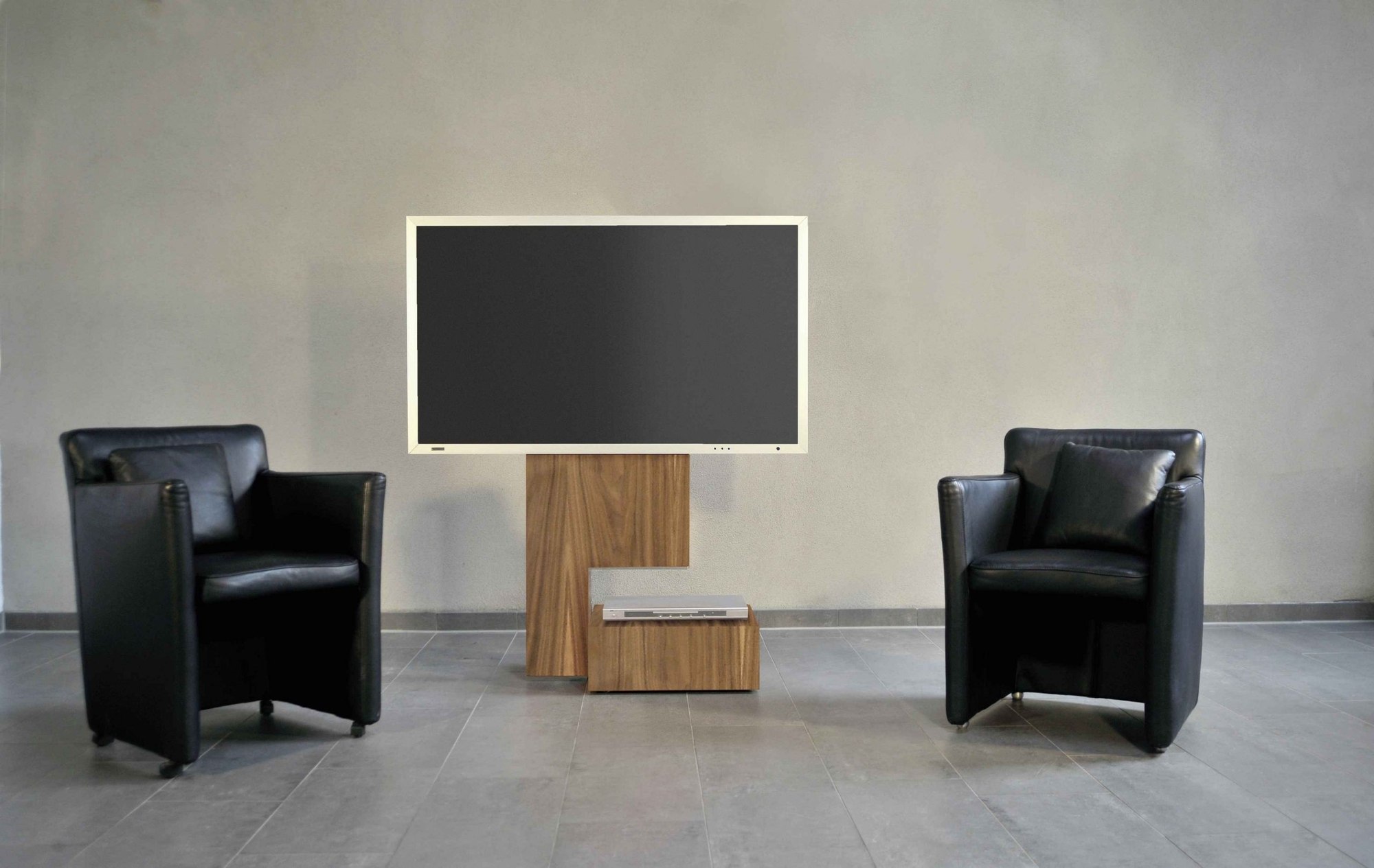 Eleganter TV-Ständer Wissmann Move Art 115 für moderne Wohnräume