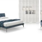 Modernes Alivar Arca Doppelbett mit gepolstertem Kopfteil in elegantem italienischem Design.