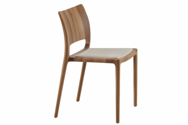 Artisan Latus Stuhl aus Holz mit gepolstertem Sitz für stilvolle moderne Einrichtung.