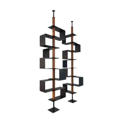 Bunte geometrische Formen in modernem Design auf weißem Hintergrund.