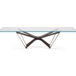 Moderner Marathon Esstisch von Cattelan Italia mit eleganter Glasplatte und skulpturalem Metallgestell.