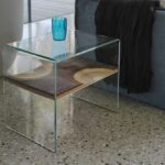 Eleganter Bifronte Beistelltisch von Horm mit modernem Design und hochwertiger Verarbeitung.