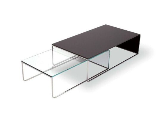 Eleganter Nido Glas-Couchtisch mit geschwungener Form von Sovet Italia.