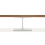 Eleganter Palace Wood Esstisch von Sovet Italia mit modernem Design.