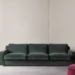 Elegantes Hector Sofa von Meridiani mit zeitlosem Design und hochwertiger Polsterung.