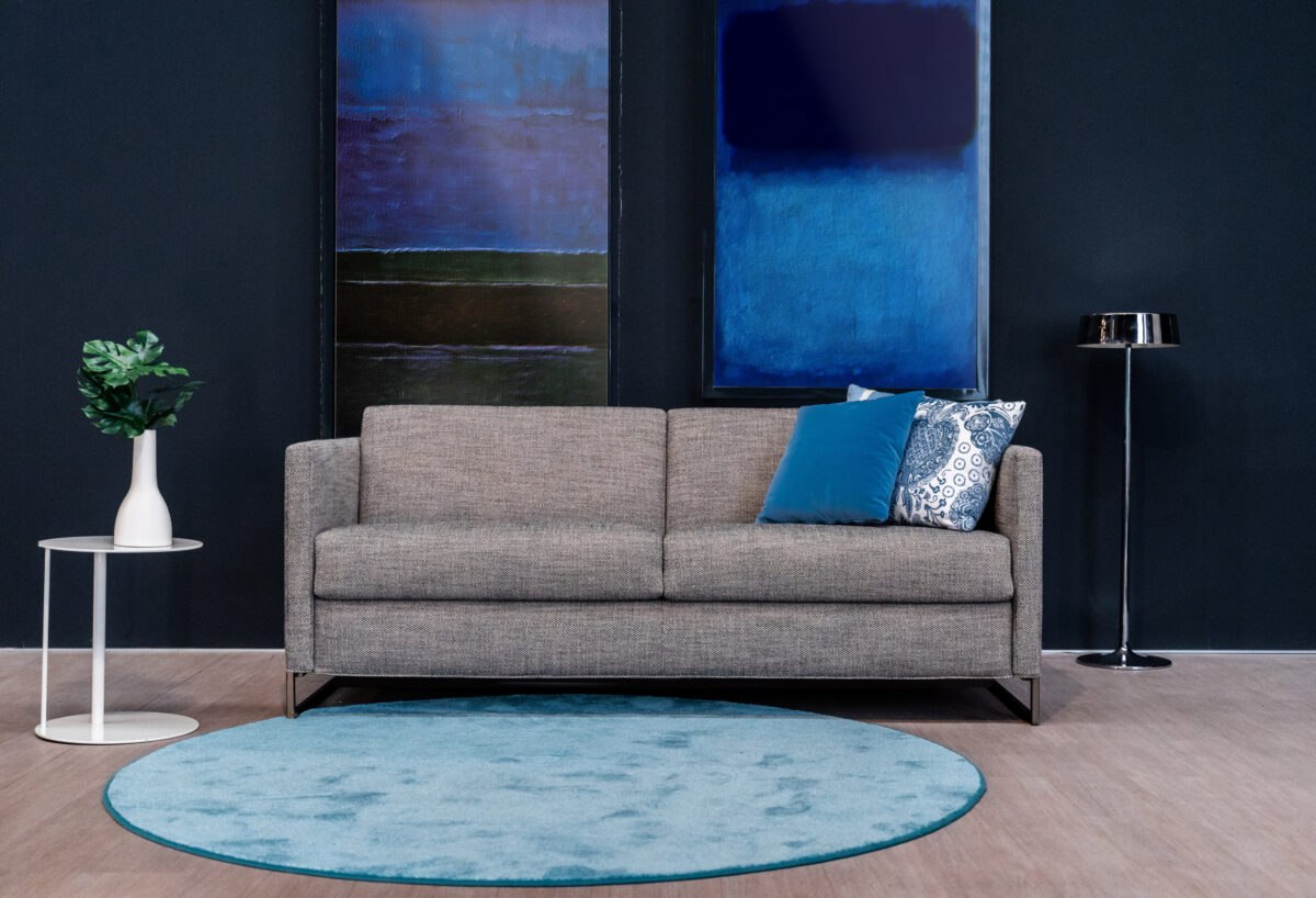 Modernes POL 74 Schlafsofa 211 in elegantem Design mit komfortabler Schlaffunktion für Ihr Zuhause.