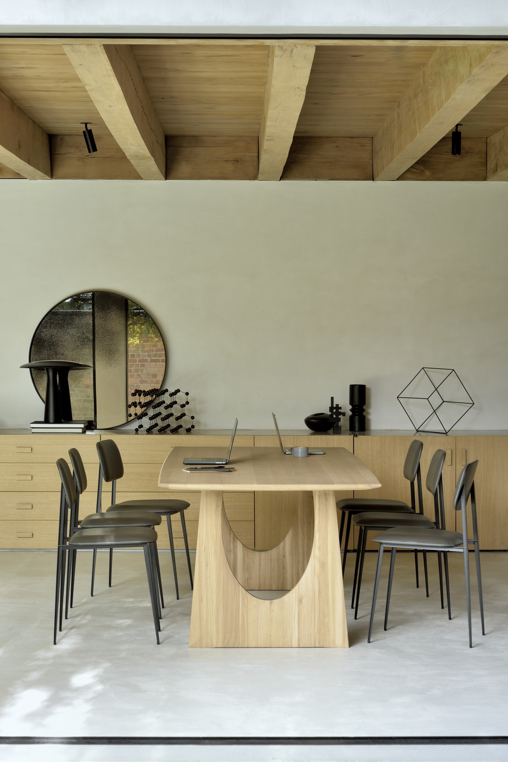 Ethnicraft Tisch Geometric
