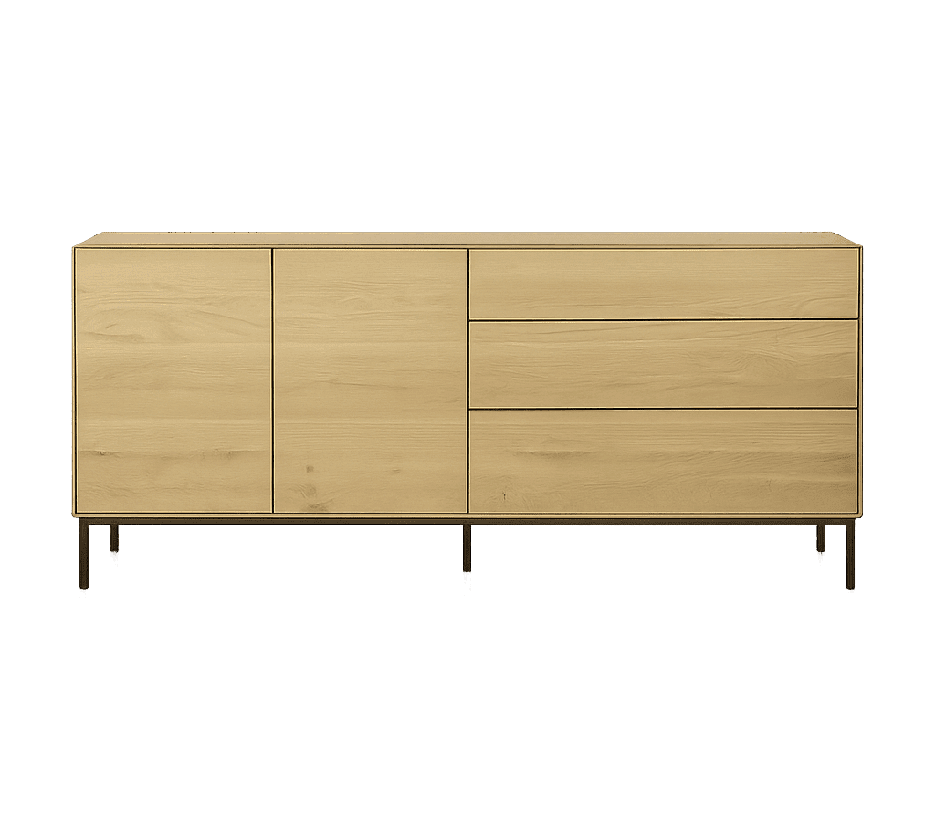 Ethnicraft Whitebird und Blackbird Kommoden aus hellem Holz mit minimalistischem Design.