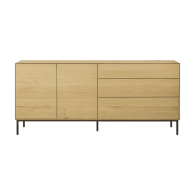 Ethnicraft Whitebird und Blackbird Kommoden aus hellem Holz mit minimalistischem Design.