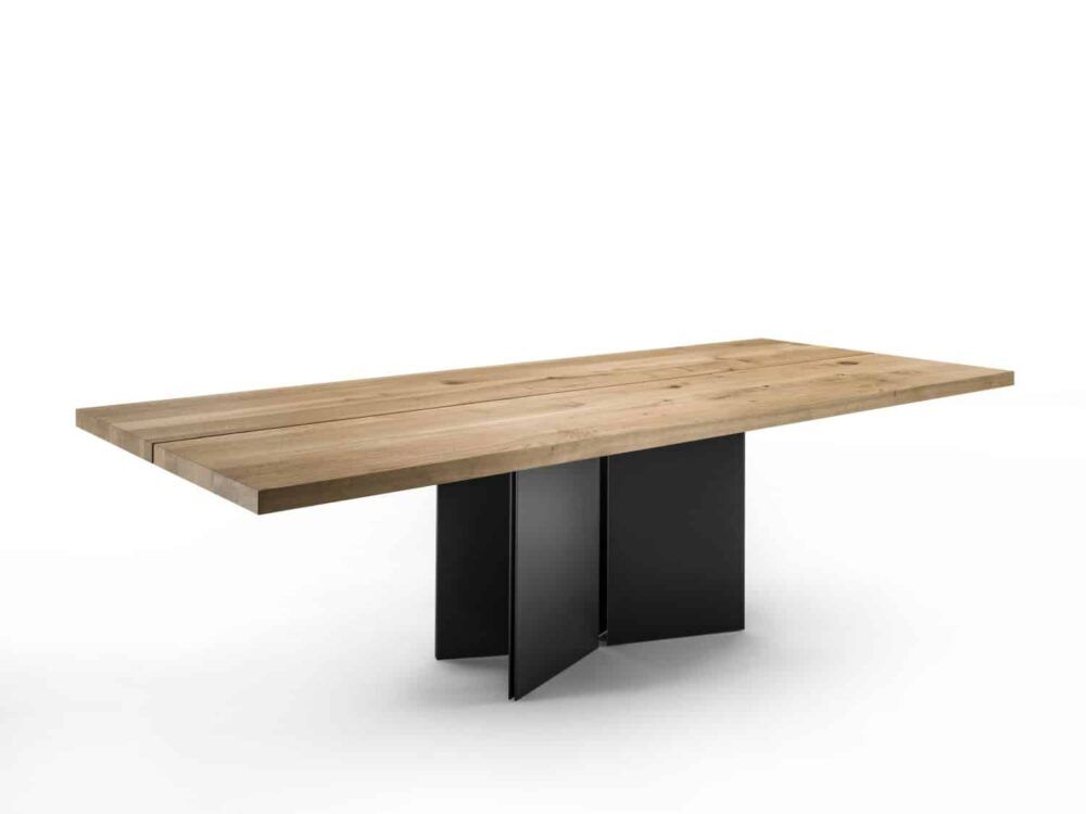 Exklusiver Riva 1920 Ambo Esstisch aus massivem Holz für stilvolles Wohnen.