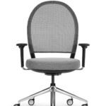 Ergonomischer Bürodrehstuhl Marva von Girsberger für komfortables Arbeiten im Büro.