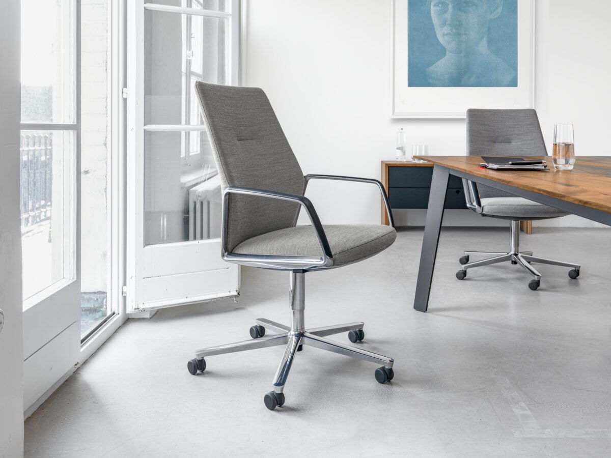 Girsberger - Tisch Linar – Bild 3