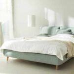 Hochwertiges Joka Arte Boxspringbett für luxuriösen Schlafkomfort im Schlafzimmer.