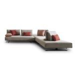 Italienisches Designer-Sofa Abbraccio von Le Comfort in elegantem Stil.