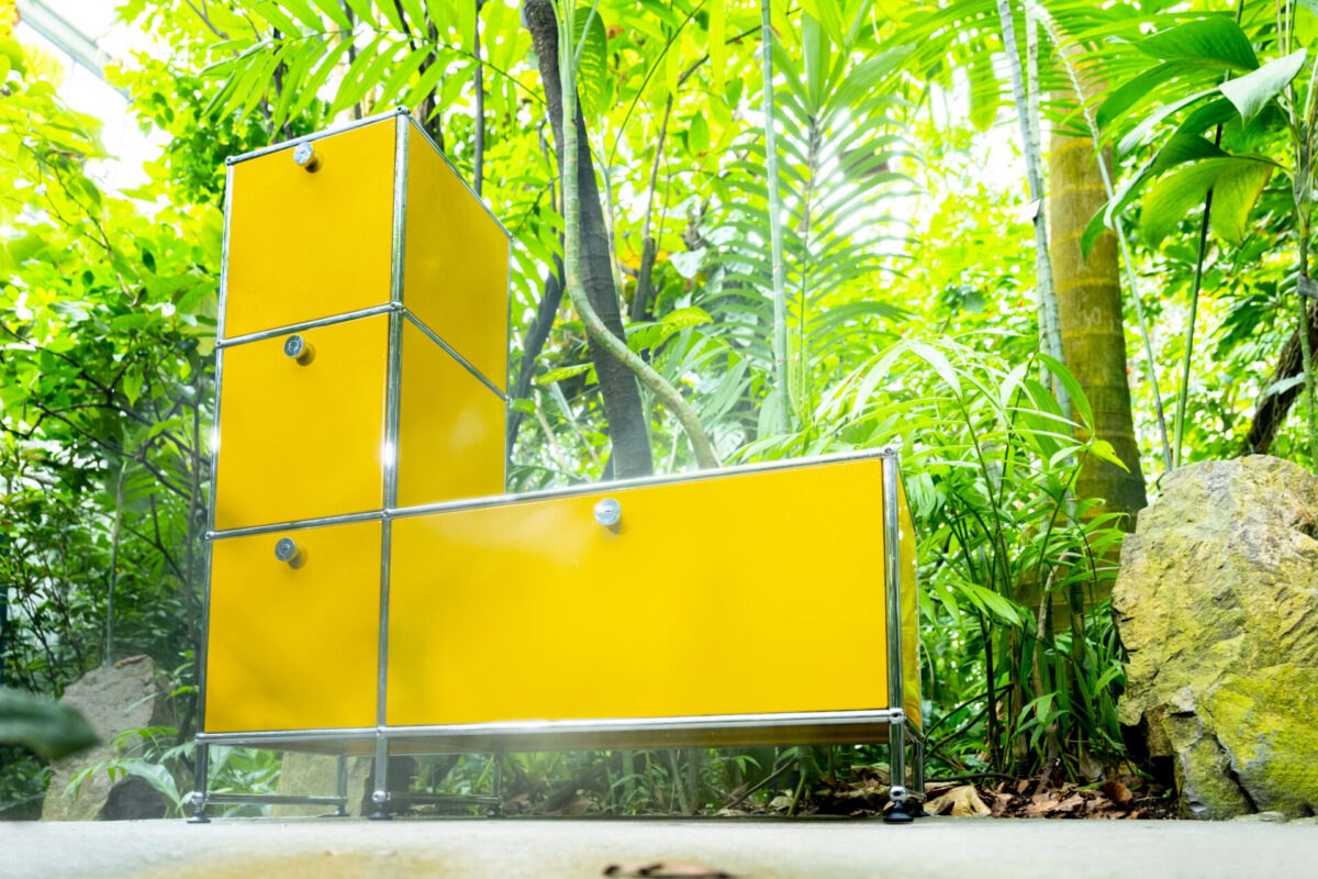 Goldgelbe Konektra Premium-Farbe für kreative Projekte und leuchtende Gestaltungen