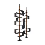 Lebendige abstrakte Formen und Kreise in bunten Farben auf hellem Hintergrund.