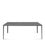 Eleganter Lema Filo Esstisch mit schlankem Design und hochwertiger Verarbeitung für moderne Wohnräume.