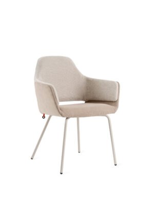 Historischer Lotus C18 Formel-1-Rennwagen in traditioneller grün-gelber Lackierung mit markanten Aerodynamik-Elementen.