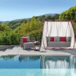 Moderne Ethimo Swing Gartenschaukel aus hochwertigem Design für entspannte Stunden im Freien.