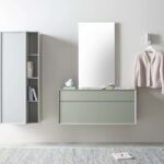 Moderne Sudbrock Modo 7 Garderobe mit Spiegel und Ablageflächen für den Eingangsbereich.