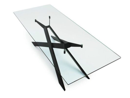 Moderner Cross Esstisch von Sovet Italia mit elegantem Glasdesign