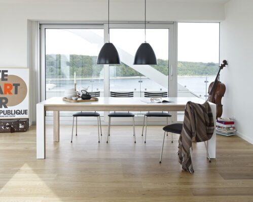Moderner Esstisch Naver GM 7700 mit elegantem Design für stilvolles Esszimmer.